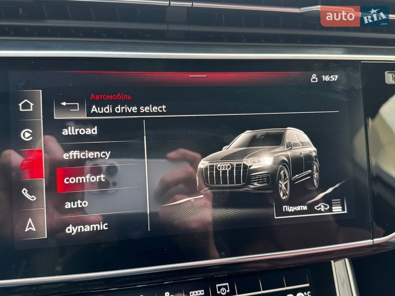 Внедорожник / Кроссовер Audi SQ7 2021 в Киеве