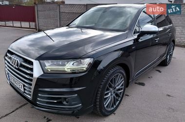 Внедорожник / Кроссовер Audi SQ7 2017 в Виннице