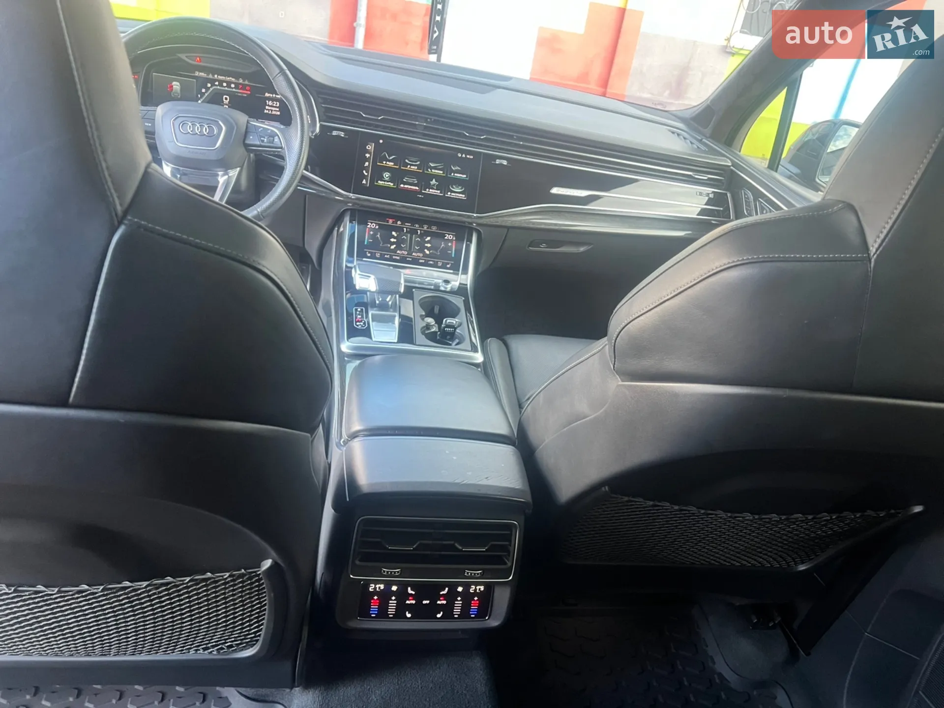 2020 Audi SQ7 - мініатюра 14