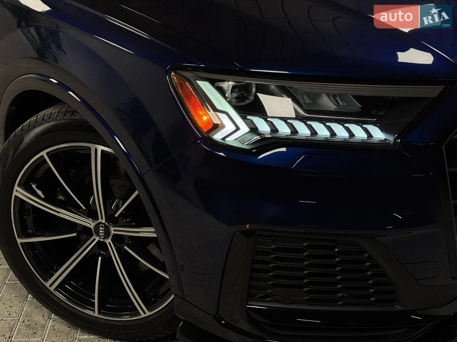 2020 Audi SQ7 - мініатюра 8