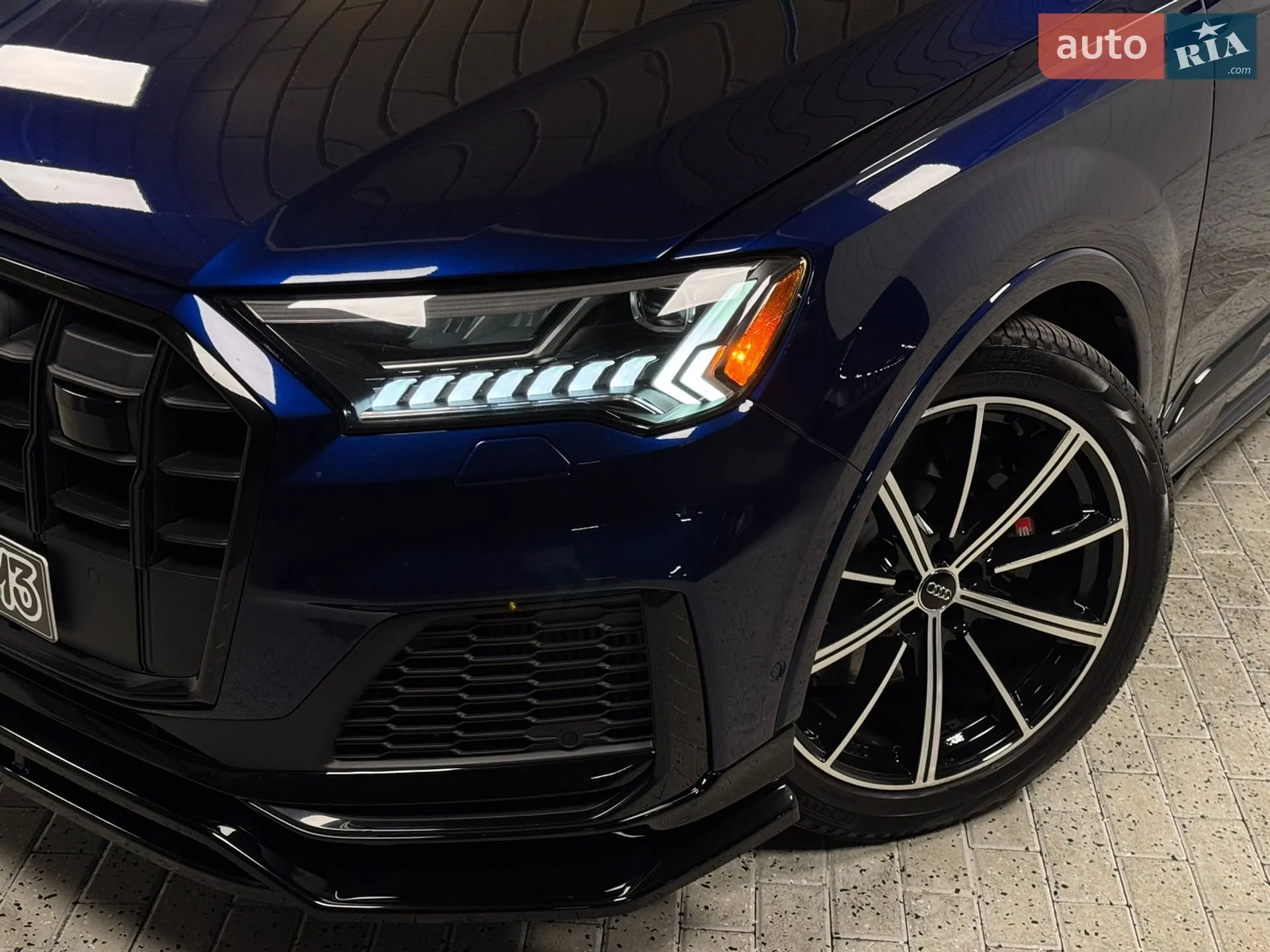 2020 Audi SQ7 - мініатюра 12