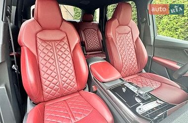 Внедорожник / Кроссовер Audi SQ7 2021 в Баре