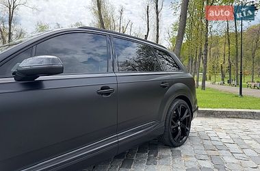 Внедорожник / Кроссовер Audi SQ7 2018 в Киеве