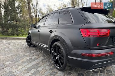 Внедорожник / Кроссовер Audi SQ7 2018 в Киеве