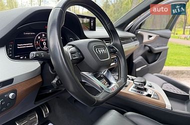 Внедорожник / Кроссовер Audi SQ7 2018 в Киеве