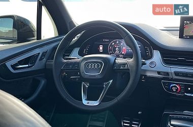 Внедорожник / Кроссовер Audi SQ7 2018 в Киеве