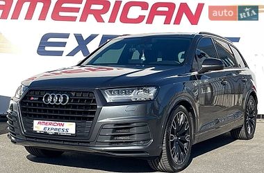 Внедорожник / Кроссовер Audi SQ7 2018 в Киеве