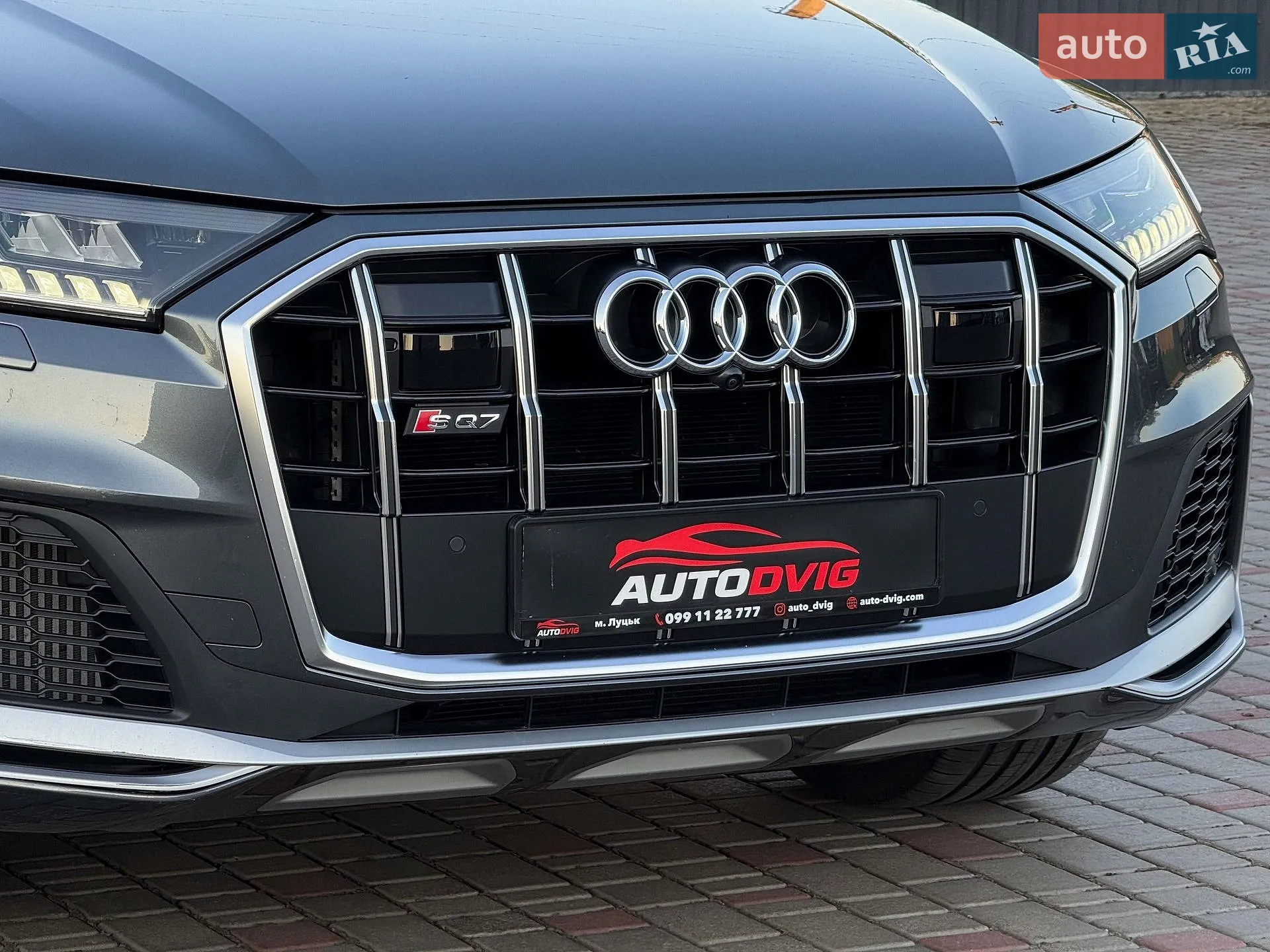 2020 Audi SQ7 - мініатюра 16