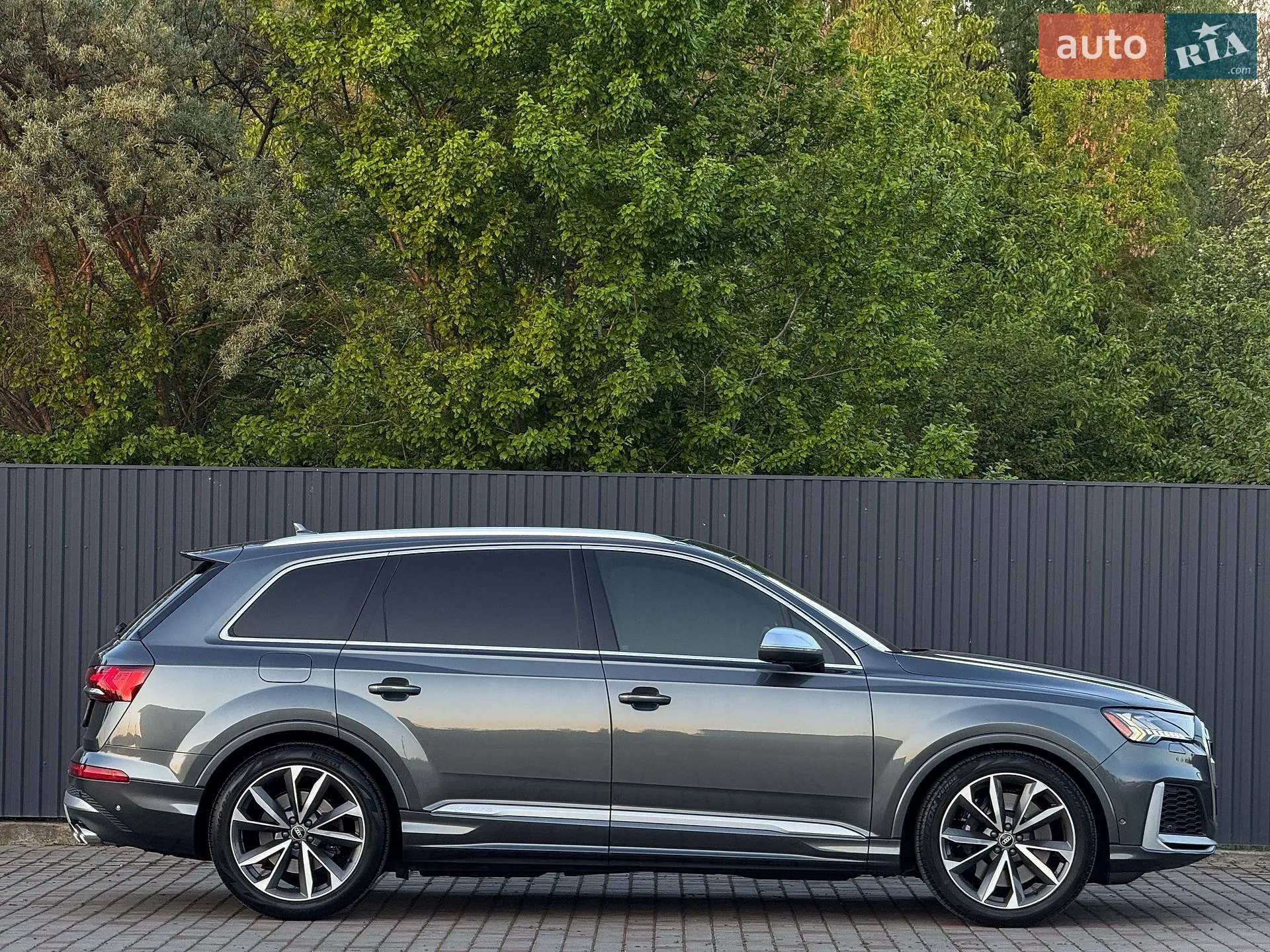 2020 Audi SQ7 - мініатюра 3