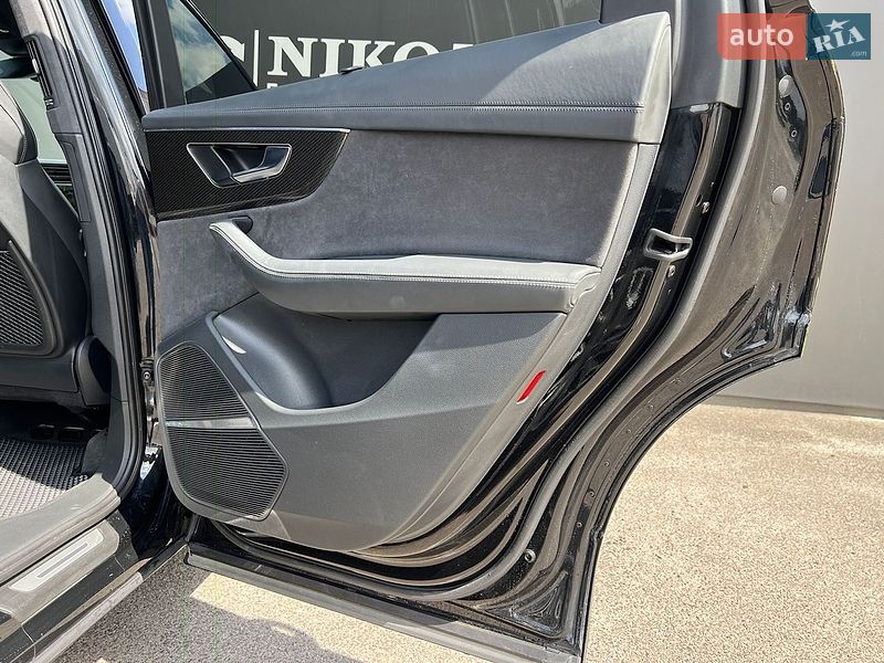 Позашляховик / Кросовер Audi SQ7 2023 в Львові