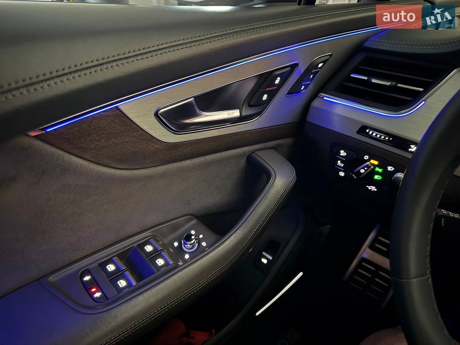 2017 Audi SQ7 - мініатюра 10