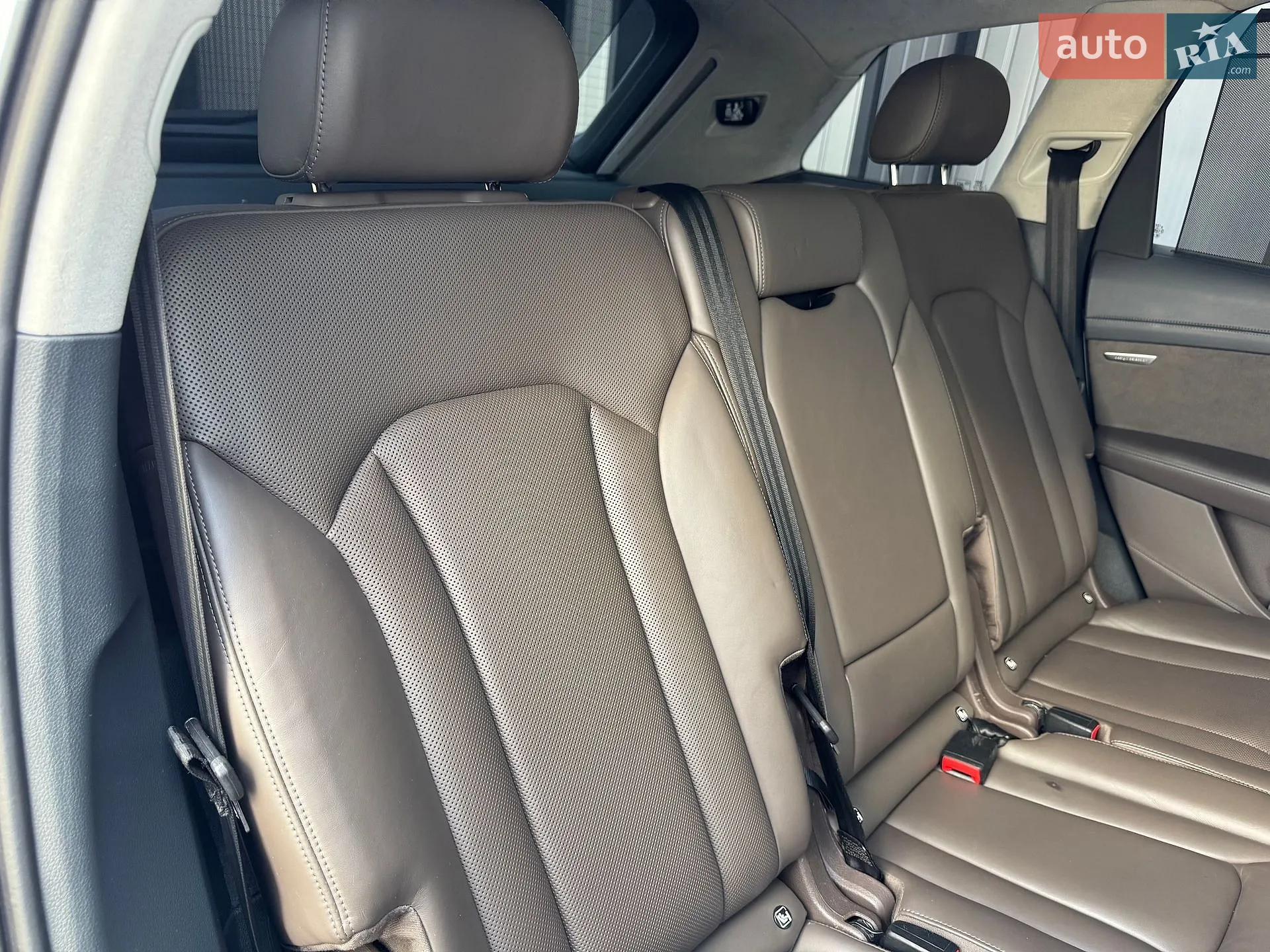 2017 Audi SQ7 - мініатюра 163