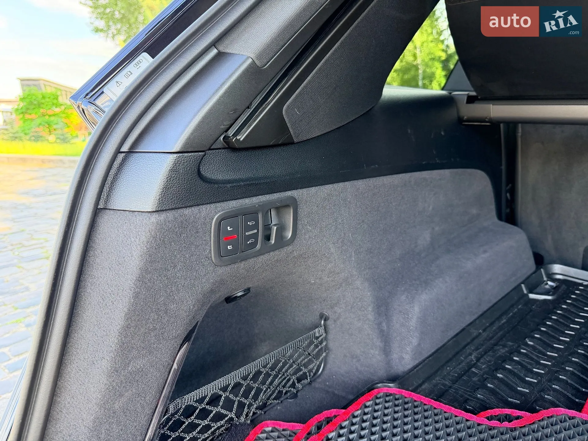 2018 Audi SQ7 - мініатюра 146