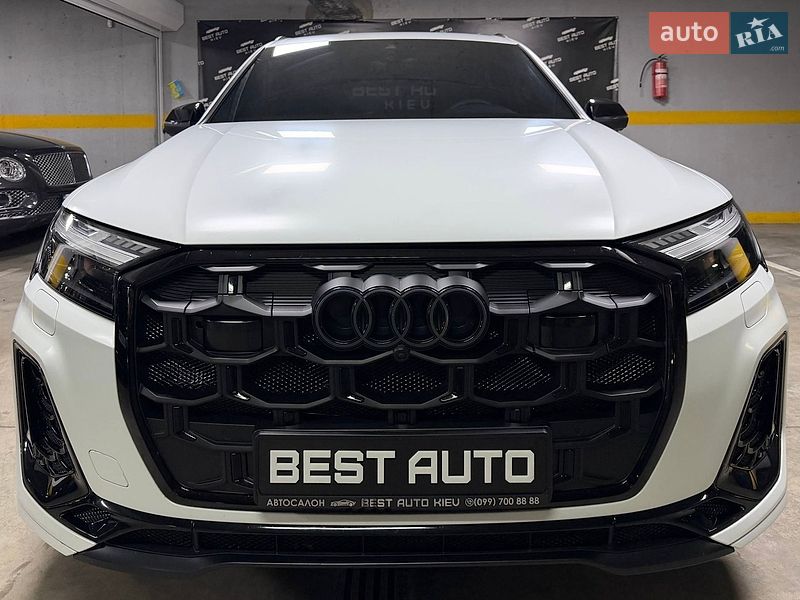 Внедорожник / Кроссовер Audi SQ7 2024 в Киеве