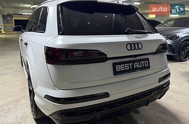 Внедорожник / Кроссовер Audi SQ7 2024 в Киеве