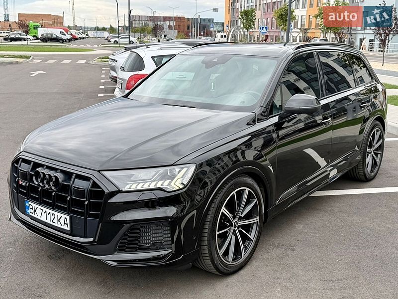 Позашляховик / Кросовер Audi SQ7 2021 в Рівному