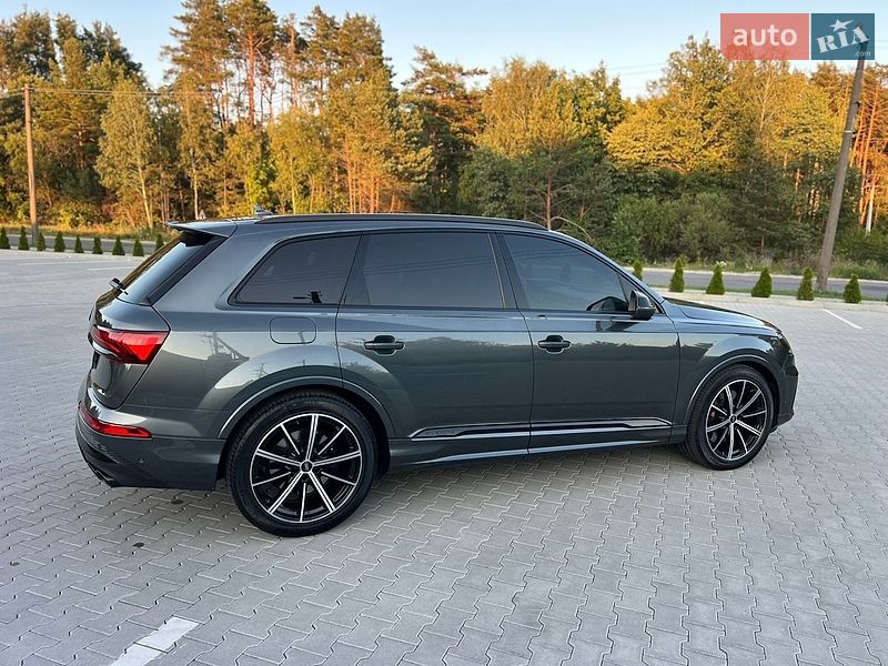 Внедорожник / Кроссовер Audi SQ7 2021 в Ковеле