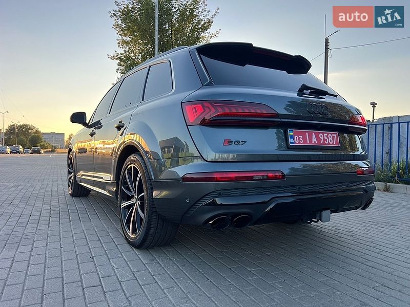 Внедорожник / Кроссовер Audi SQ7 2021 в Ковеле
