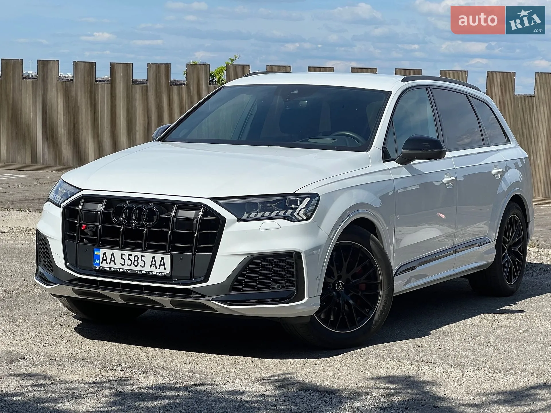 2021 Audi SQ7 - фото 1