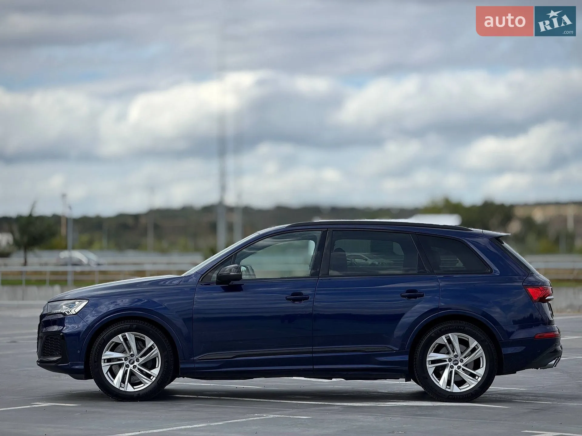 2020 Audi SQ7 - мініатюра 10