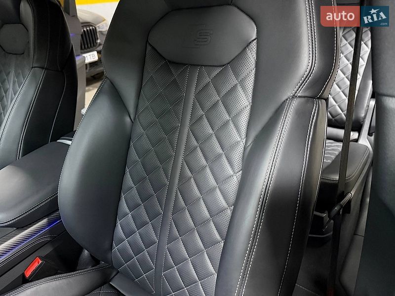 Внедорожник / Кроссовер Audi SQ7 2024 в Киеве
