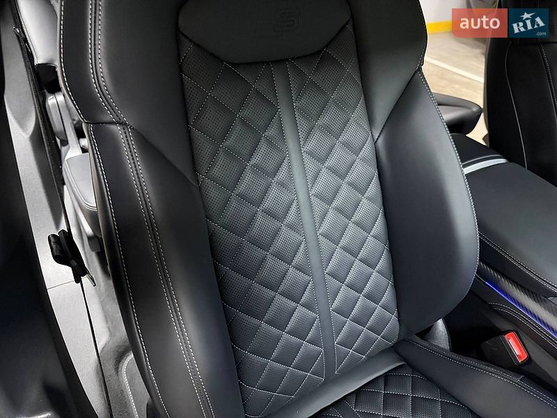 Внедорожник / Кроссовер Audi SQ7 2024 в Киеве