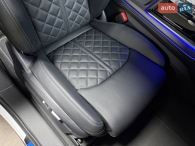 Внедорожник / Кроссовер Audi SQ7 2024 в Киеве