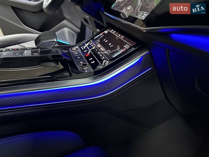 Внедорожник / Кроссовер Audi SQ7 2024 в Киеве