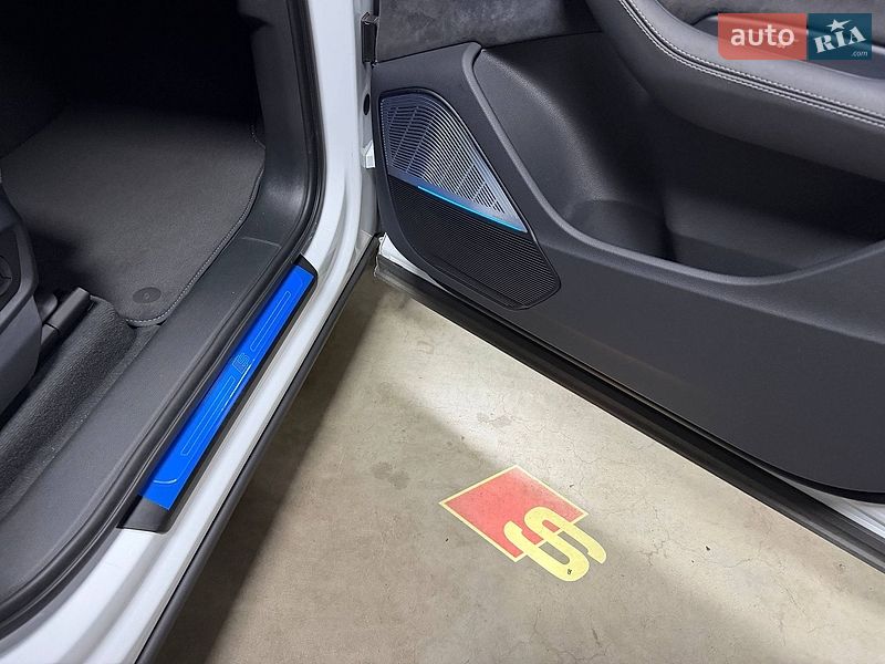 Внедорожник / Кроссовер Audi SQ7 2024 в Киеве