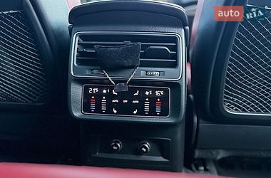 Позашляховик / Кросовер Audi SQ7 2021 в Києві