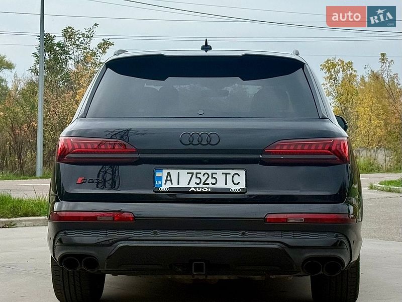 Внедорожник / Кроссовер Audi SQ7 2020 в Киеве