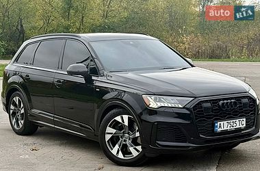 Внедорожник / Кроссовер Audi SQ7 2020 в Киеве