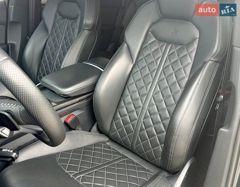 Внедорожник / Кроссовер Audi SQ7 2020 в Киеве