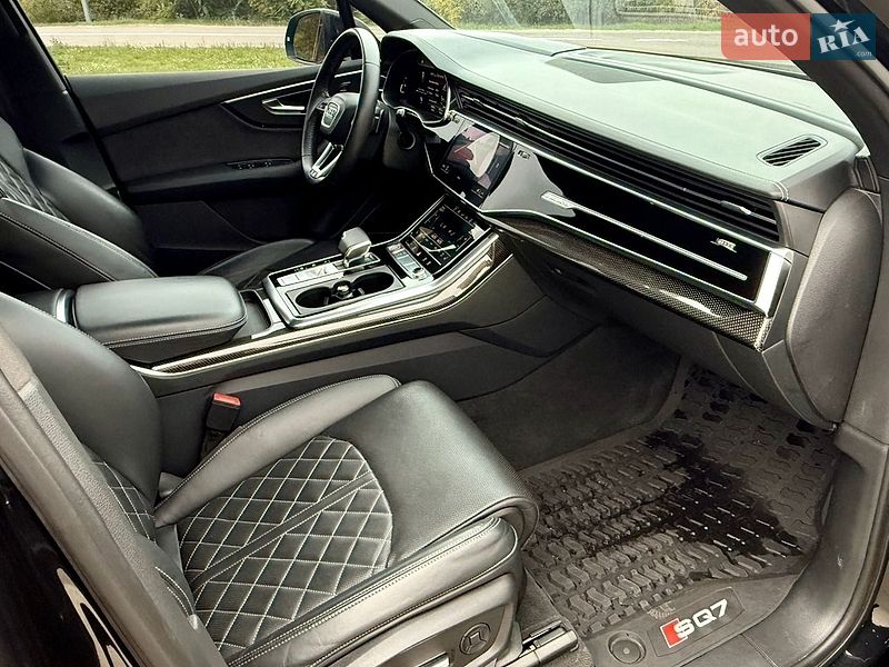 Внедорожник / Кроссовер Audi SQ7 2020 в Киеве