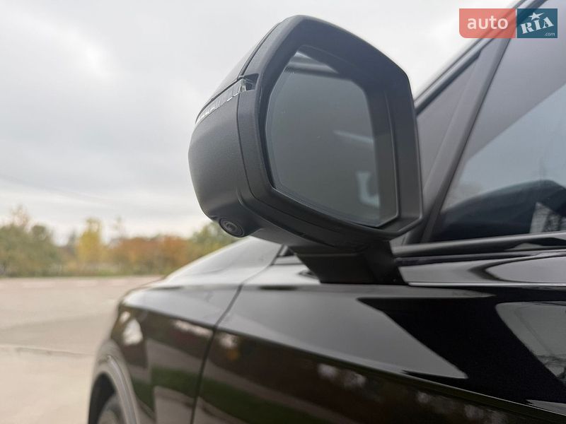 Внедорожник / Кроссовер Audi SQ7 2020 в Киеве
