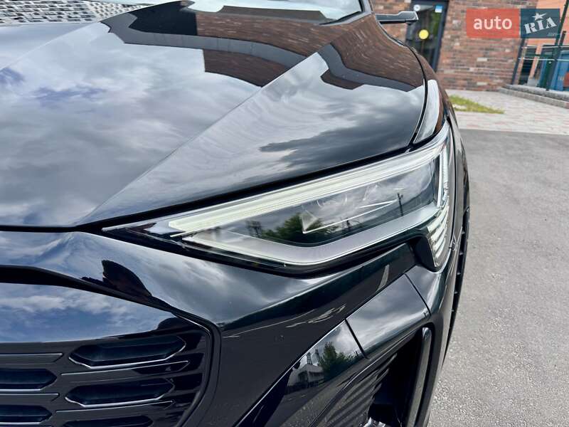 Внедорожник / Кроссовер Audi SQ8 e-tron 2023 в Киеве