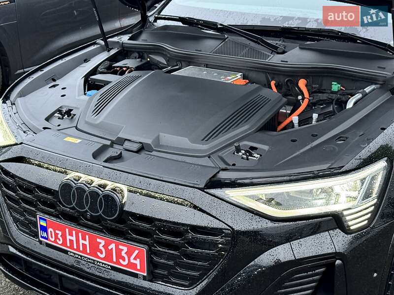 Внедорожник / Кроссовер Audi SQ8 e-tron 2023 в Киеве