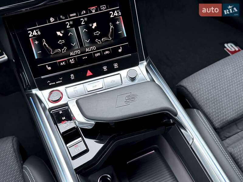 Внедорожник / Кроссовер Audi SQ8 e-tron 2023 в Киеве