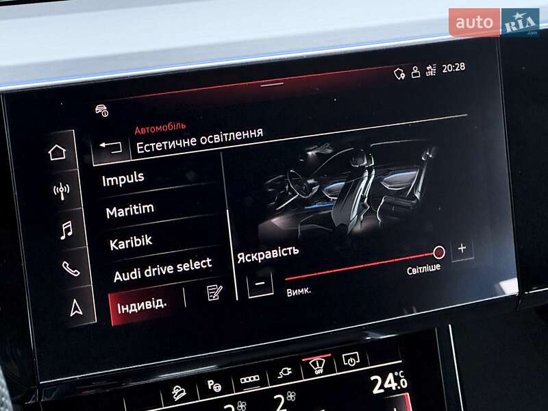 Внедорожник / Кроссовер Audi SQ8 e-tron 2023 в Киеве