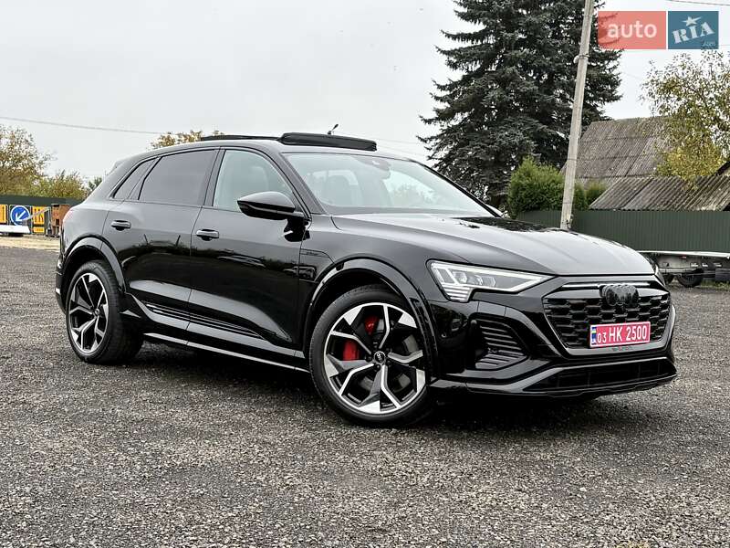 Позашляховик / Кросовер Audi SQ8 e-tron 2024 в Ковелі