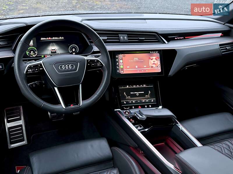 Позашляховик / Кросовер Audi SQ8 e-tron 2024 в Ковелі
