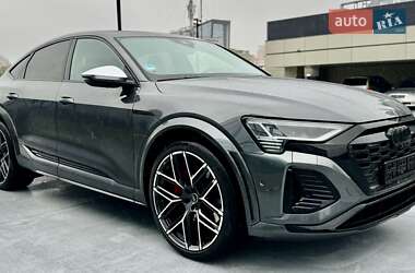 Позашляховик / Кросовер Audi SQ8 Sportback e-tron 2024 в Києві
