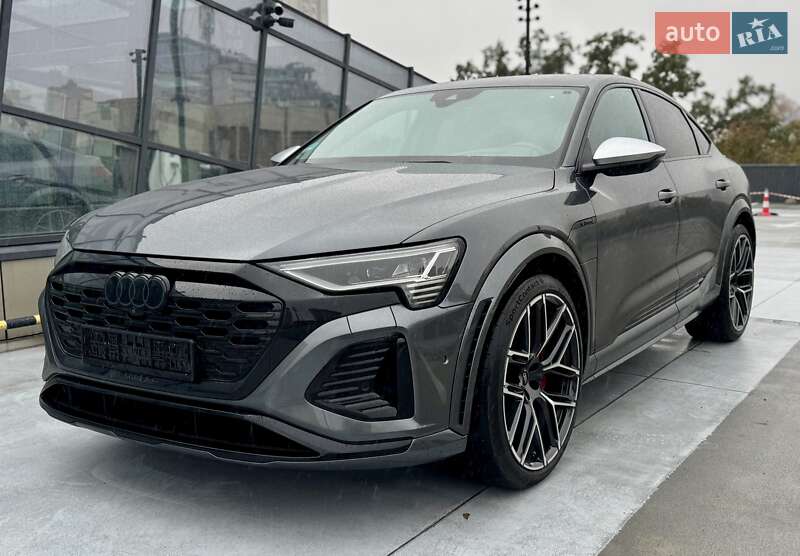 Внедорожник / Кроссовер Audi SQ8 Sportback e-tron 2024 в Киеве