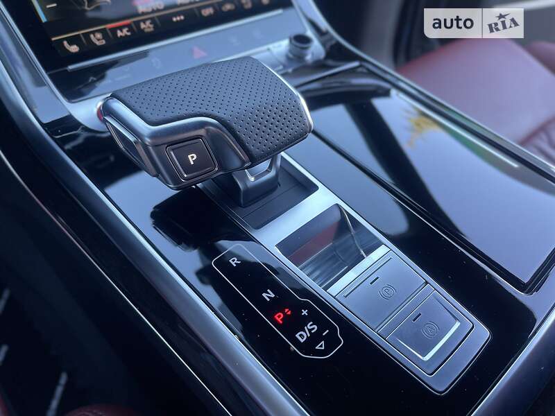 Внедорожник / Кроссовер Audi SQ8 2022 в Киеве