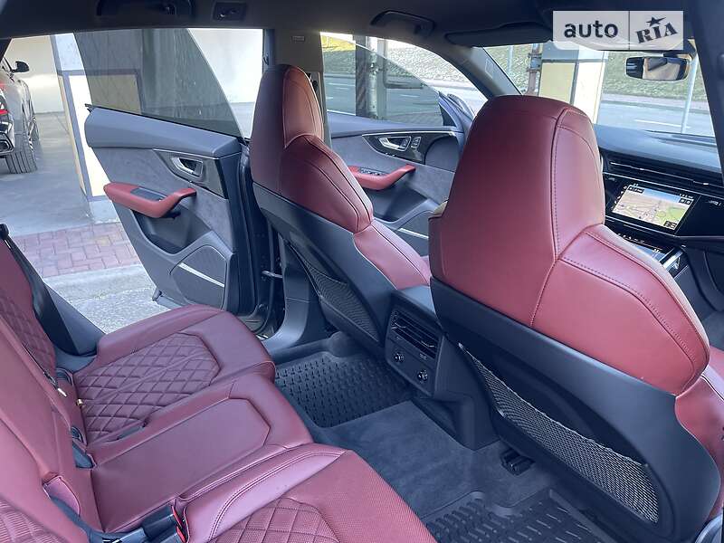 Внедорожник / Кроссовер Audi SQ8 2022 в Киеве