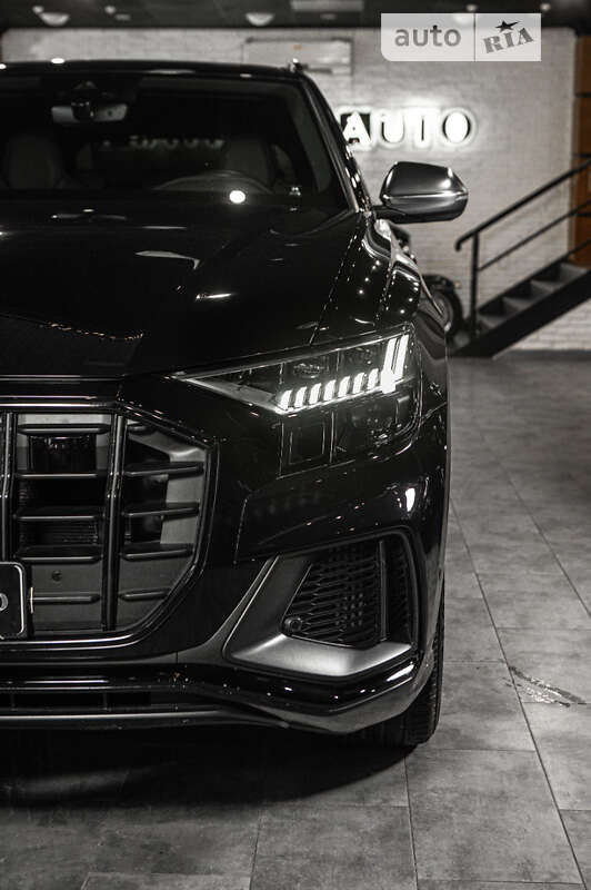 Внедорожник / Кроссовер Audi SQ8 2020 в Ужгороде