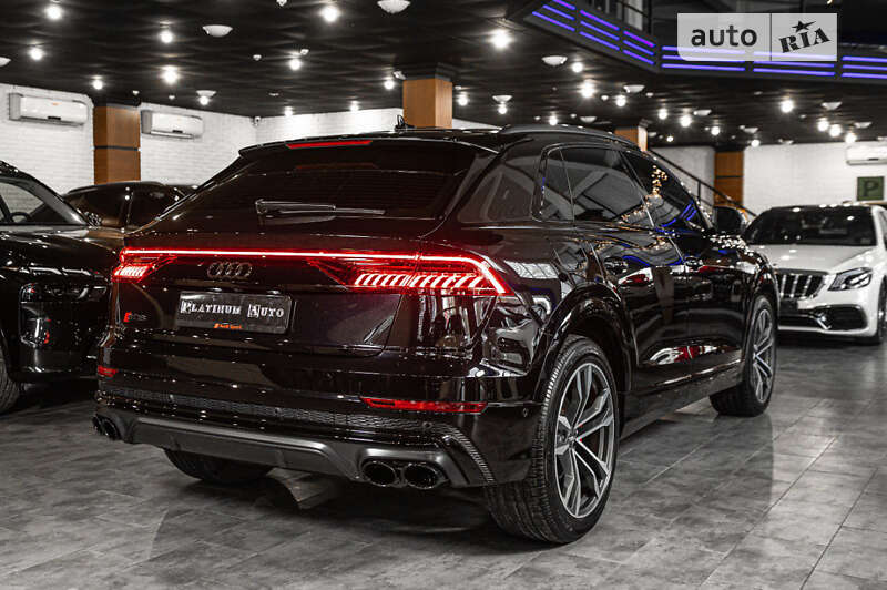 Внедорожник / Кроссовер Audi SQ8 2020 в Ужгороде
