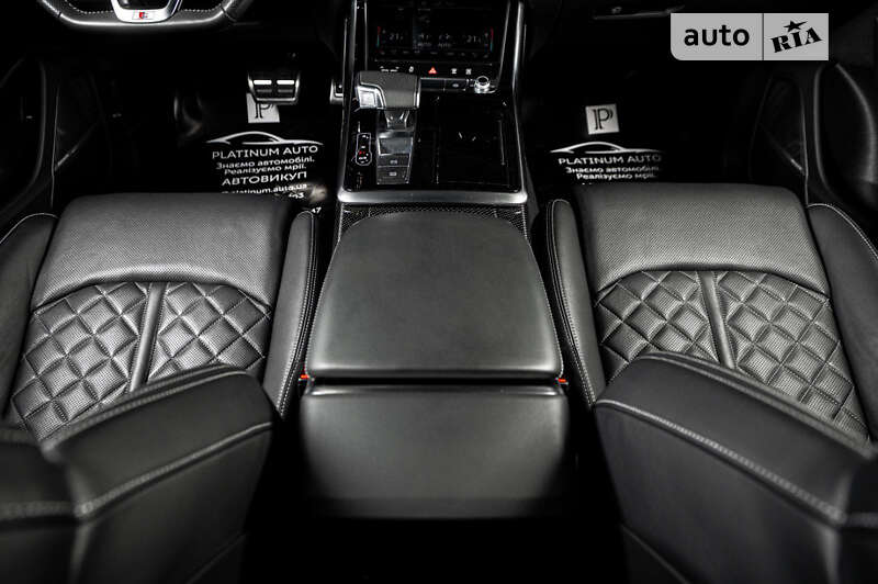 Внедорожник / Кроссовер Audi SQ8 2020 в Ужгороде