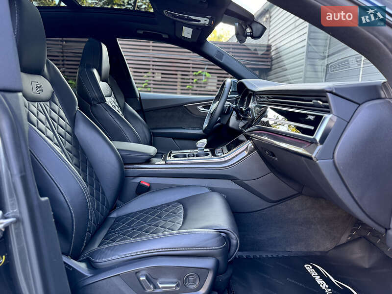 Внедорожник / Кроссовер Audi SQ8 2020 в Киеве