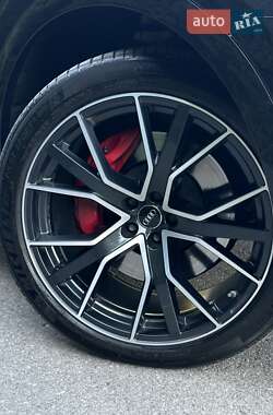 Внедорожник / Кроссовер Audi SQ8 2019 в 